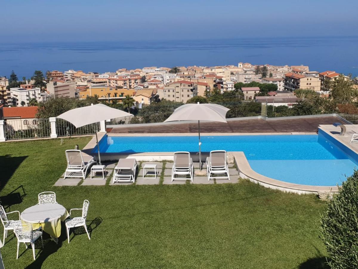 Guest House Belvedere Tropea Exterior photo