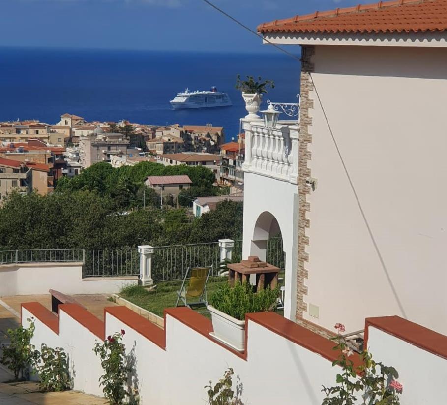 Guest House Belvedere Tropea Exterior photo